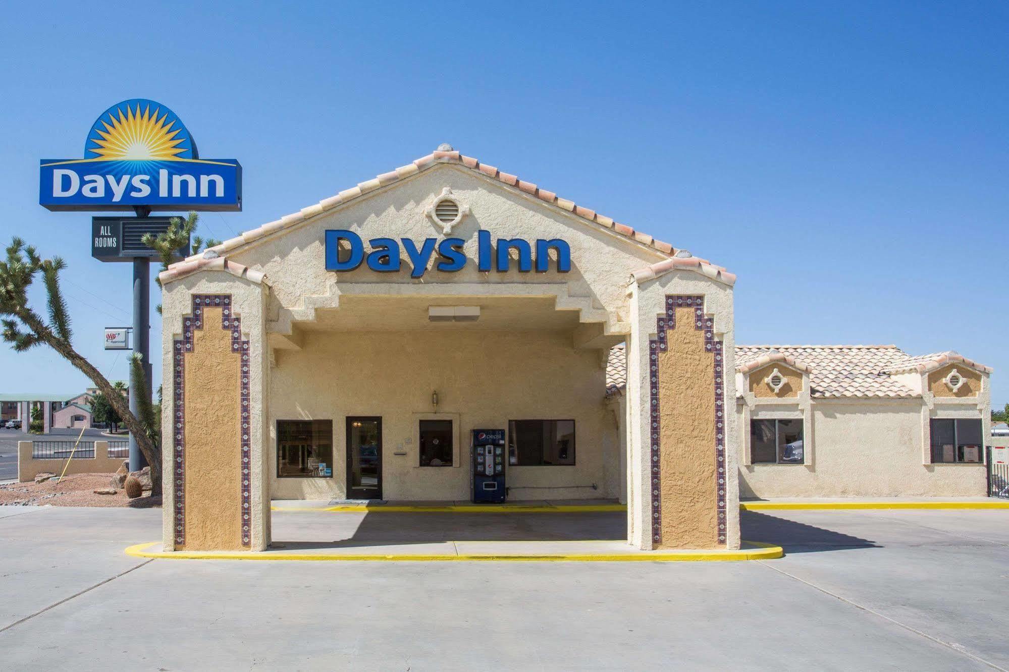 Days Inn By Wyndham Kingman East Exteriör bild